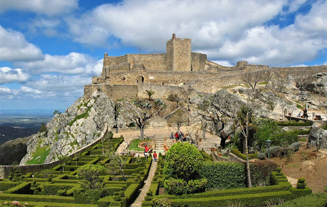 Most Interesting, Beautiful & Unique Places To Visit In The World | castle marvao alentejo portugal